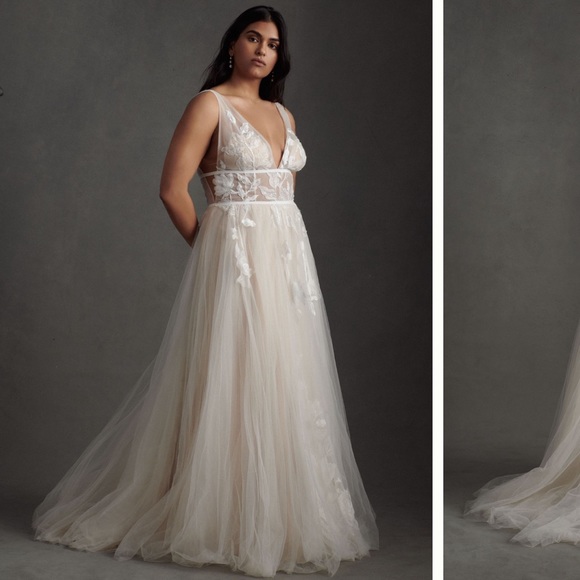 Willowby by Watters Hearst A-Line Tulle Wedding Gown - Picture 5 of 8